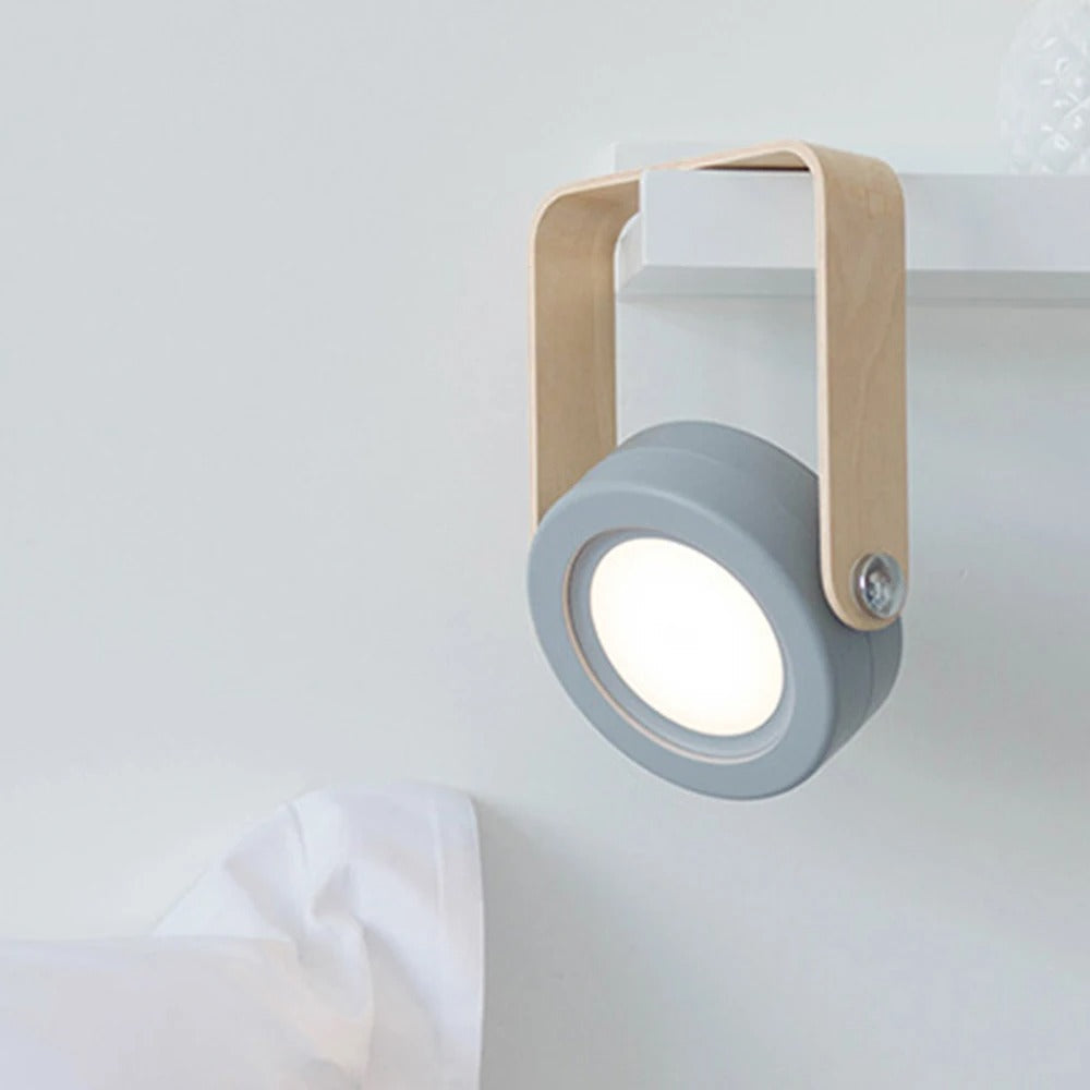 FLEXIA: The lamp that folds to your desires