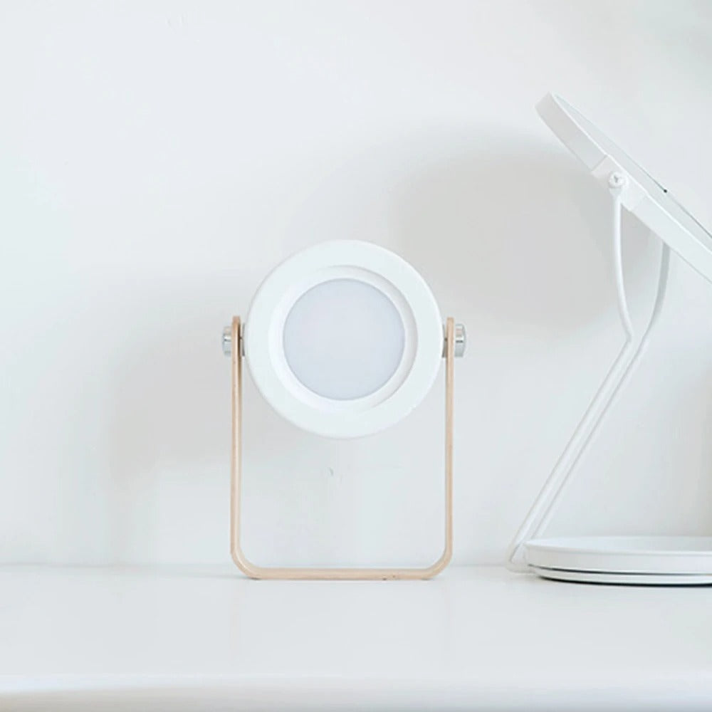 FLEXIA: The lamp that folds to your desires